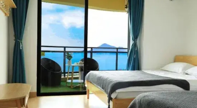 Люкс Dongshan Warm Sun Sea View Guesthouse
