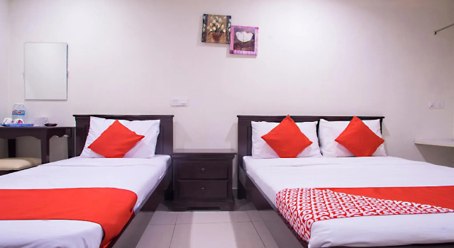 Люкс Superior OYO 43961 KK Hotel Kajang