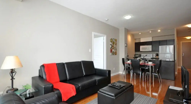 WhiteHall Suites - Mississauga, Varaa Huoneisto Mississauga 