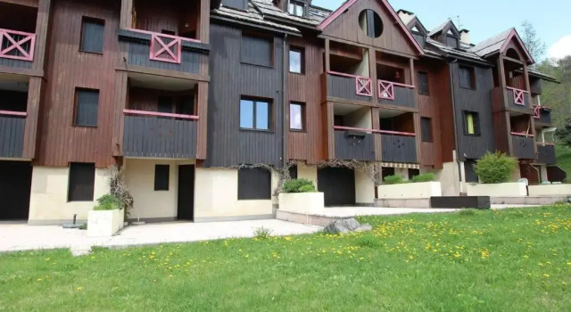 Appartement Saint-Chaffrey , 4 pièces, 6 personnes - FR-1-330E-74