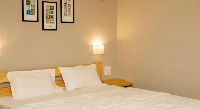 Residencia Cardso by aColmeia, Prenota Bed & breakfast Nerul 