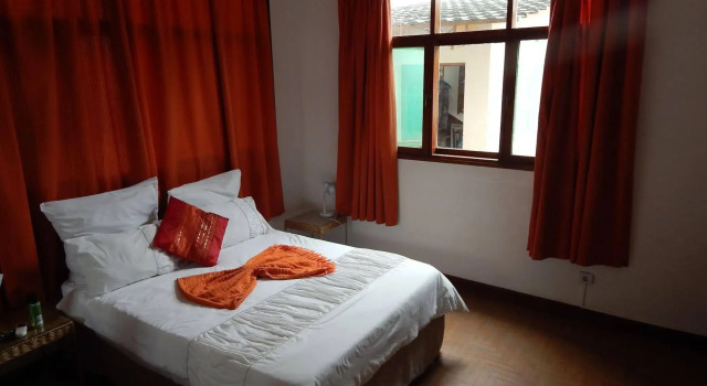 Marumadi - Planeta Mocambique, Book Hotel Matola Maputo
