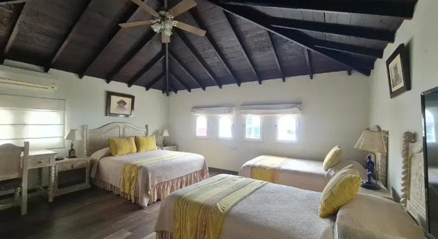 Трёхместный номер Standard Hotel Antigua Miraflores
