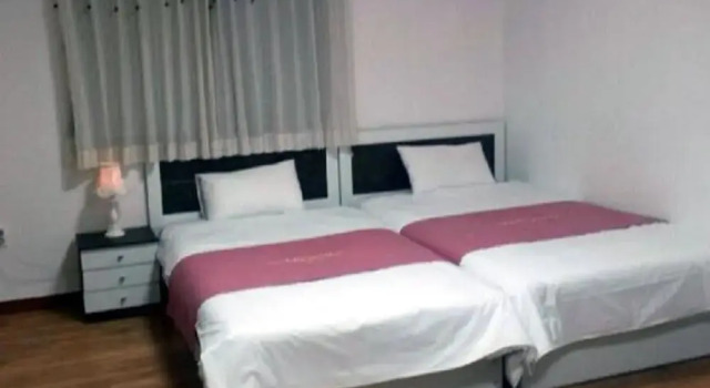 Jeju Candella Pension, Забронировать Отель Отели Согвипхо с парковкой, Парковка