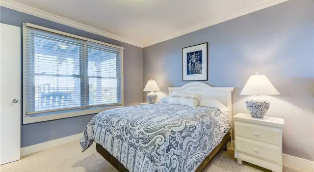 Four Palms - Four Bedroom Home, Rezerwuj Hotel Hotele w Saint Augustine Area z parkingiem, Parking