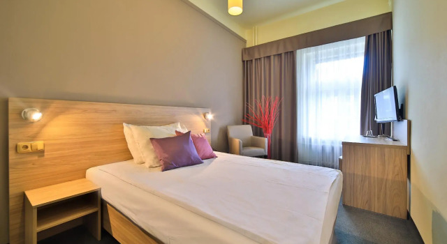 Single room Atlantic Hotel