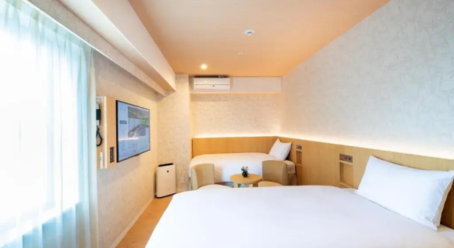 Кровать в общем номере (женский номер) Daiwa Roynet Hotel Nagoya Fushimi