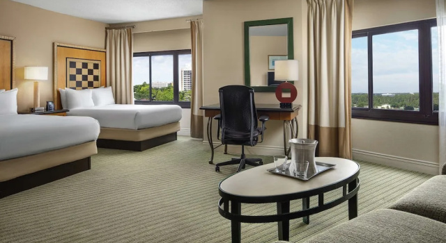 Четырёхместный полулюкс Hilton Orlando Lake Buena Vista - Disney Springs™ Area