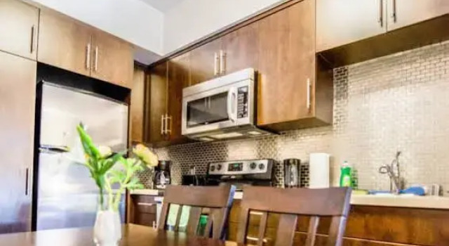 McCadden Place Apartment