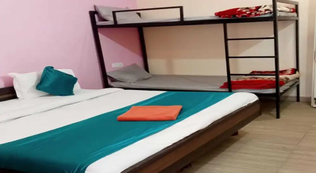 Triple one Hostels and Hotels, Rezervovat Hotel Rišikéš Uttarakhand
