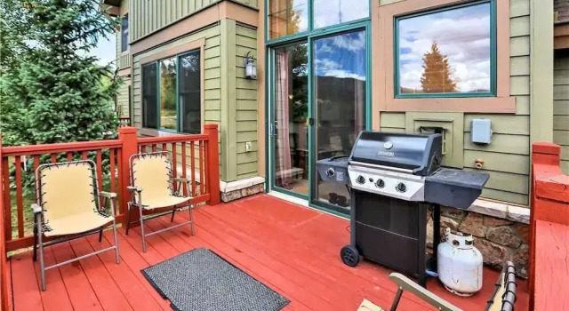 Коттедж Highland Green 91 Town House
