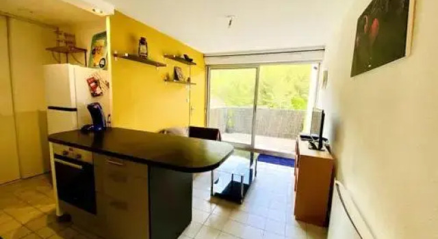 Villa K1, Book Villa Sommerhuse i Étang de Thau, Hytte