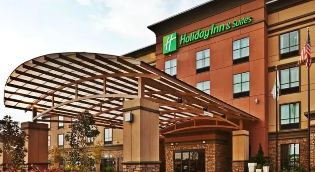 Кровать в общем номере Holiday Inn & Suites Stillwater-University West by IHG