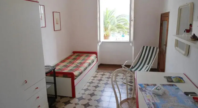 Isola dElba: appartamento 6 posti letto con giardino, Book Apartment Porto Azzurro Elba