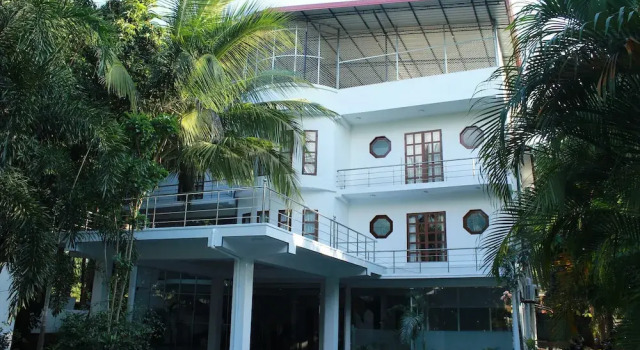 Ananthi Hotels