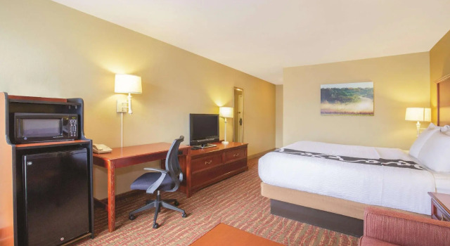 Двухместный номер Standard La Quinta by Wyndham Bentonville