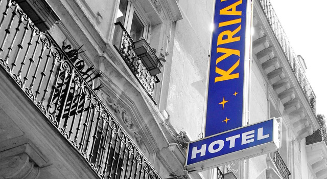 Кровать в общем номере Kyriad Hotel XIII Italie Gobelins