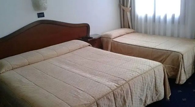 Трёхместный номер Standard Hotel Cristallo