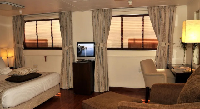 Люкс Royal Cruise Aswan to Luxor 3 Night And visit the Nubian village