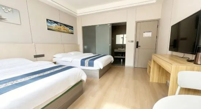 Номер Economy Xiangquanyu | Designer · Light Design Boutique Stay (Dukezong Ancient City)