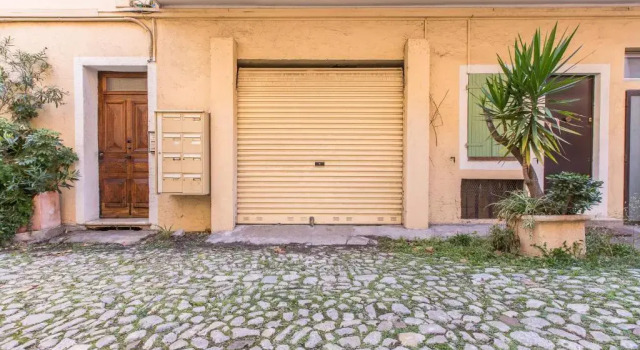 Апартаменты Cute Affordable 1-Br Minutes From Cannes Center