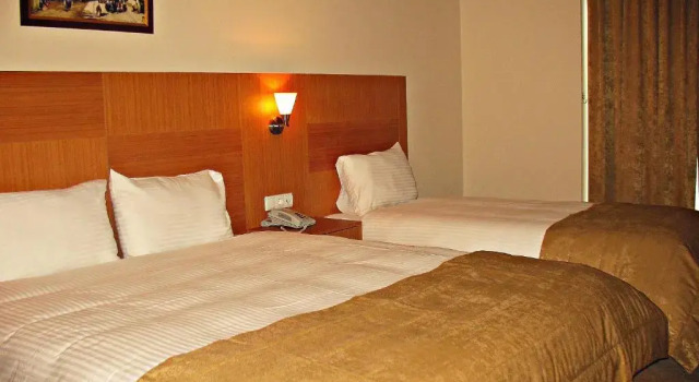 Трёхместный номер Standard Shilla Hotel