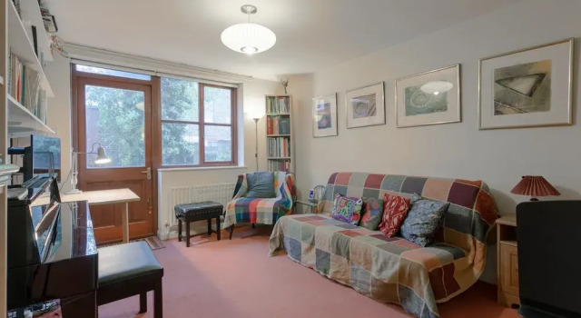 1 Bedroom Garden Flat in Bethnal Green, Varaa Huoneisto Asunnot kohteessa Merseyside, Huoneisto