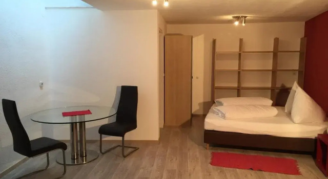 Ferienhaus Moidl, Prenota Hotel Hotel a Tirolo con parcheggio, Parcheggio