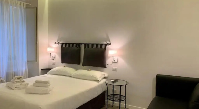 Luxury Rooms near Colosseum