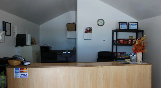 Welcome Inn, Prenota Hotel Hotel a Alberta con parcheggio, Parcheggio