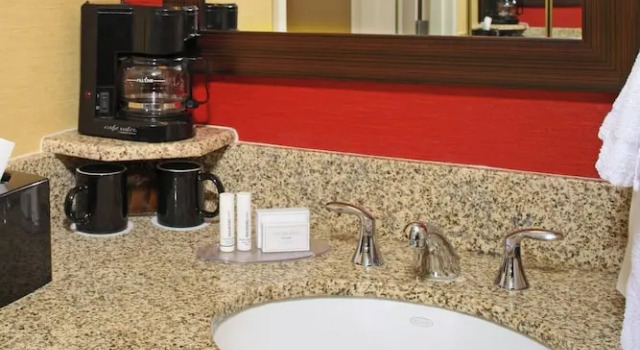 Двухместный номер Standard Courtyard by Marriott Baltimore Downtown Inner Harbor