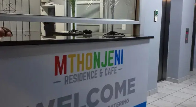 Mthonjeni Residence And Cafe
