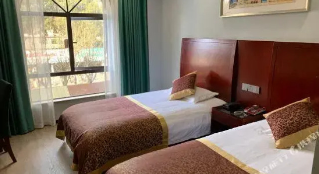 Rongting Hotel (Wenzhou Liming West Road store), Забронировать Отель Вэньчжоу Чжэцзян, рядом с Wenzhou Zhongshan Park