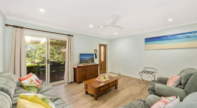 Alarks Nest Bed and Breakfast, Забронировать Отель Бонвилль Coffs Coast