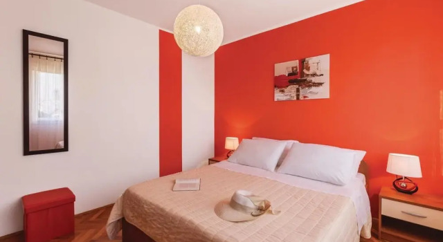 Beautiful Home in Pula With Wifi and 2 Bedrooms