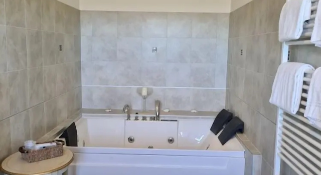 Двухместный номер Superior с балконом и с видом на сад Casa Nicolini