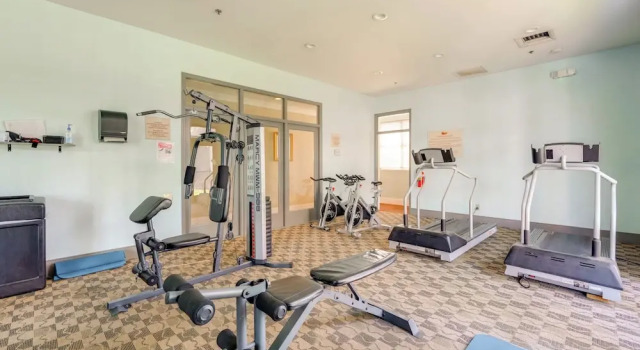 Апартаменты 2 Mi to Disney & Old Town: Resort Condo w/ Perks
