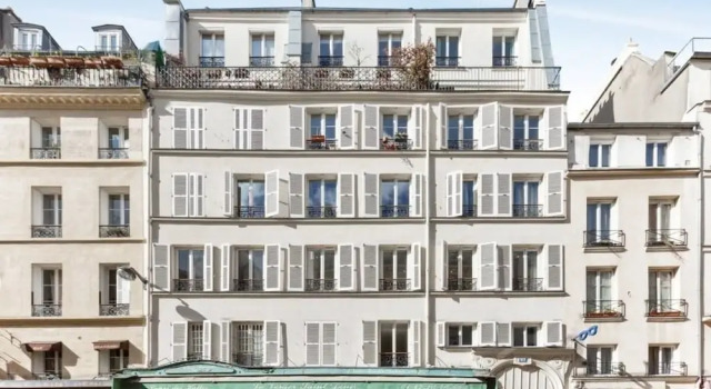 Amazing & brand new Parisian flat for 6p, Забронировать Апартаменты/квартира 10-й округ: Республика Париж, рядом с Станция метро Rambuteau