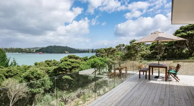 Te Whau Bach Apartments