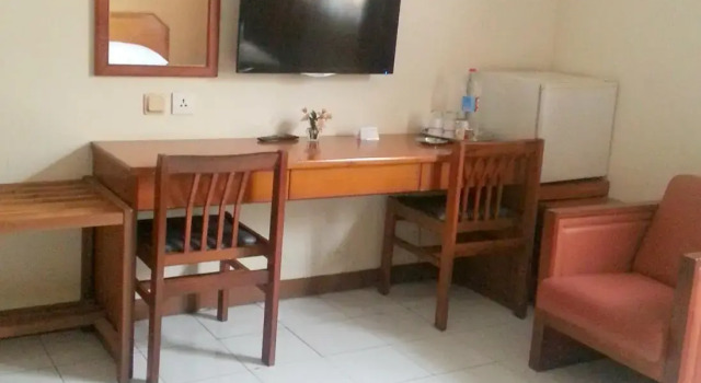 Camera tripla Deluxe Kenangan Hotel