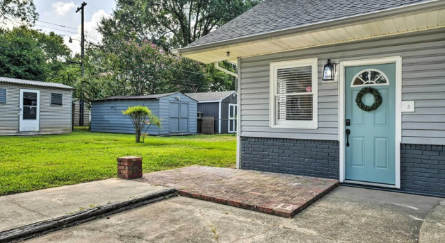 Chic Charlotte Retreat < 3 Miles to Downtown!