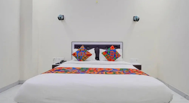 Номер Deluxe Fabhotel Kalawati Palace