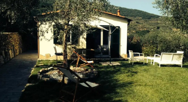 Коттедж Casa vacanze gli ulivi