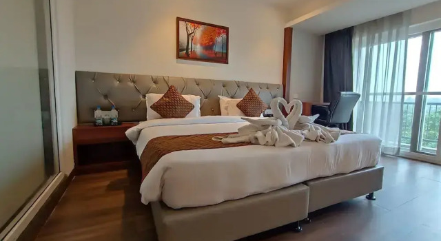 Люкс Tulip Arena Hotel Club Event By SGL