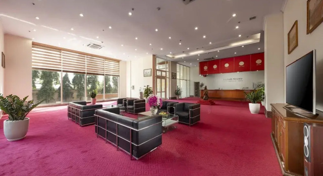 Me Linh Hotel, Забронировать Отель Отели Муниципалитета Ханоя с парковкой, Парковка