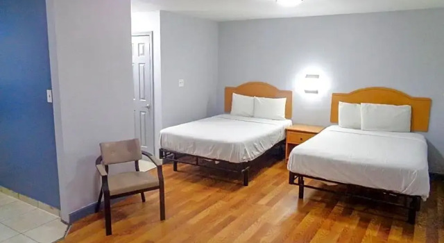 Четырёхместная студия Extended Stay America Select Suites - Odessa