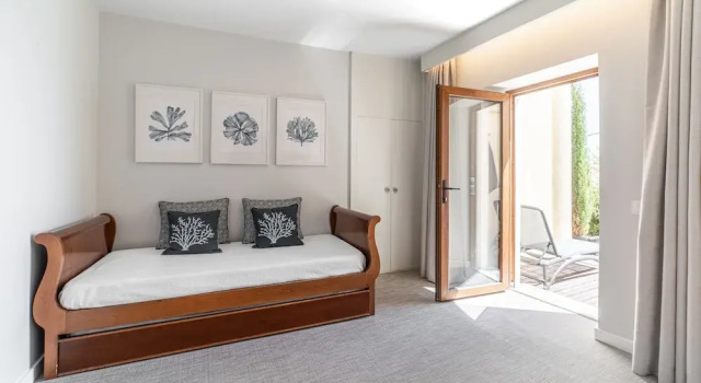 Семейный номер Standard с балконом и с видом на море Castelo Guest House