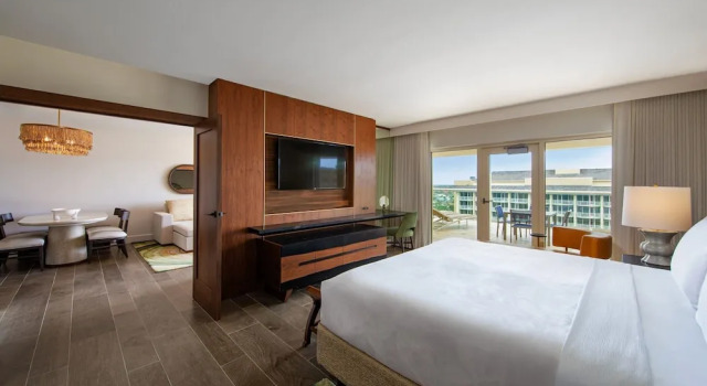 Двухместный люкс Terrace с балконом JW Marriott Marco Island Beach Resort