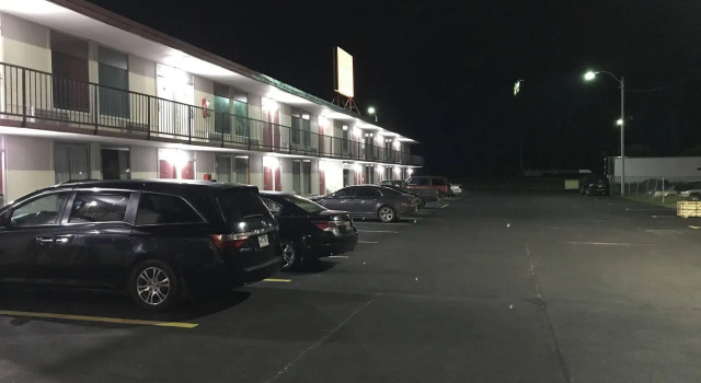 The Executive Inn, Varaa Hotelli  