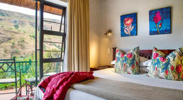 Семейный номер Standard Cavern Resort & Spa